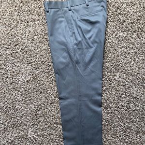 Van Heusen Men's 32x32 Gray Dress Pants